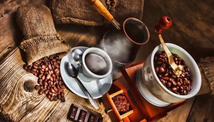 Karakteristik Bir Kokunun Peşinde: Türk Kahvesinin Yolculuğu